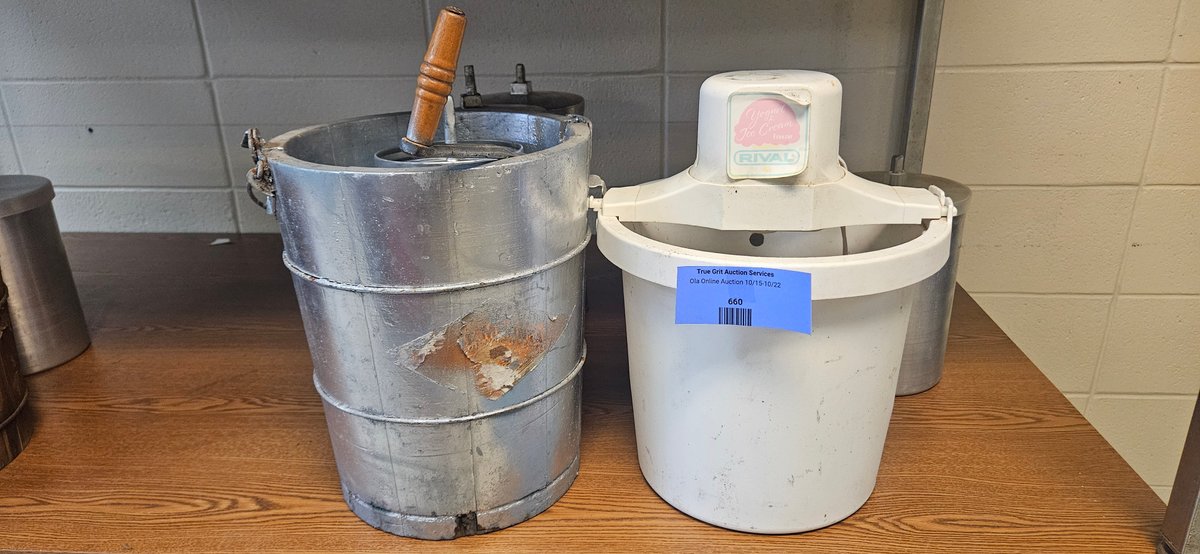 Electric and Hand-Crank Ice Cream Makers with Canisters