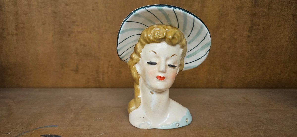 NAPCO C1776A Glazed Ceramic Lady Head Vase