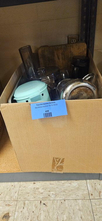 Lot 698