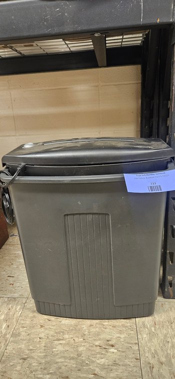 Aurora AS1000S-BK 10-Sheet Paper Shredder with Waste Bin