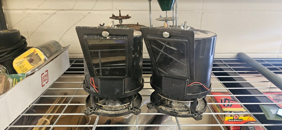 Automatic Game Feeder Motor Units with Solar Panels- Untested