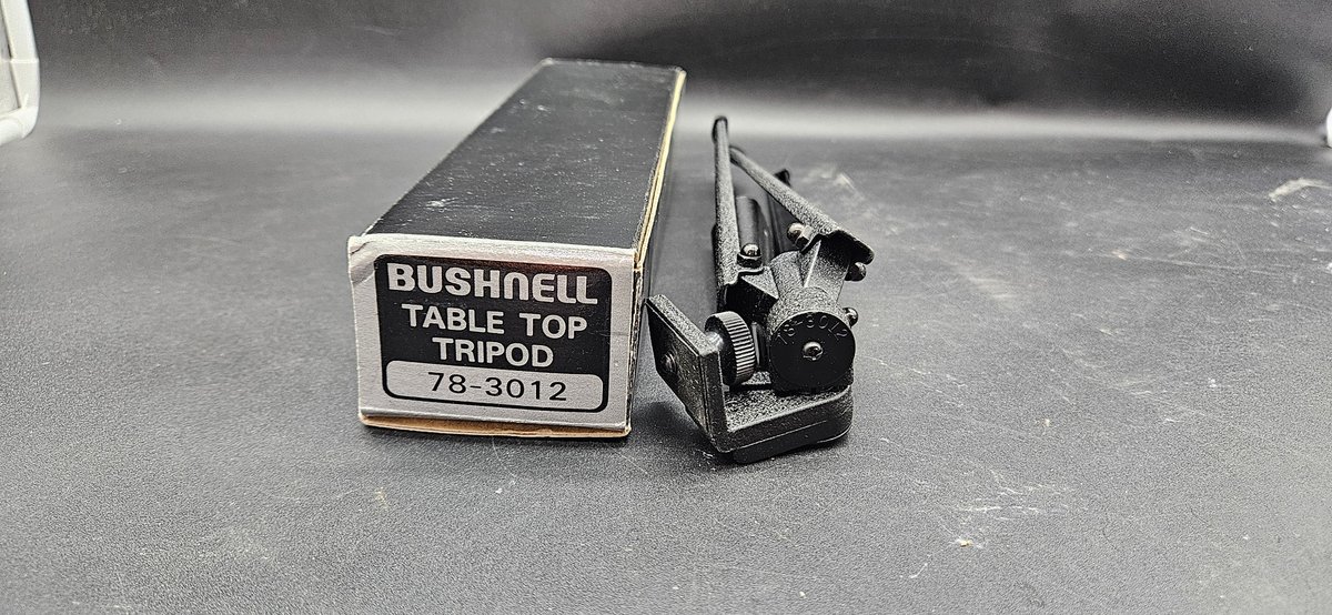 Bushnell 78-3012 Table Top Tripod with Box