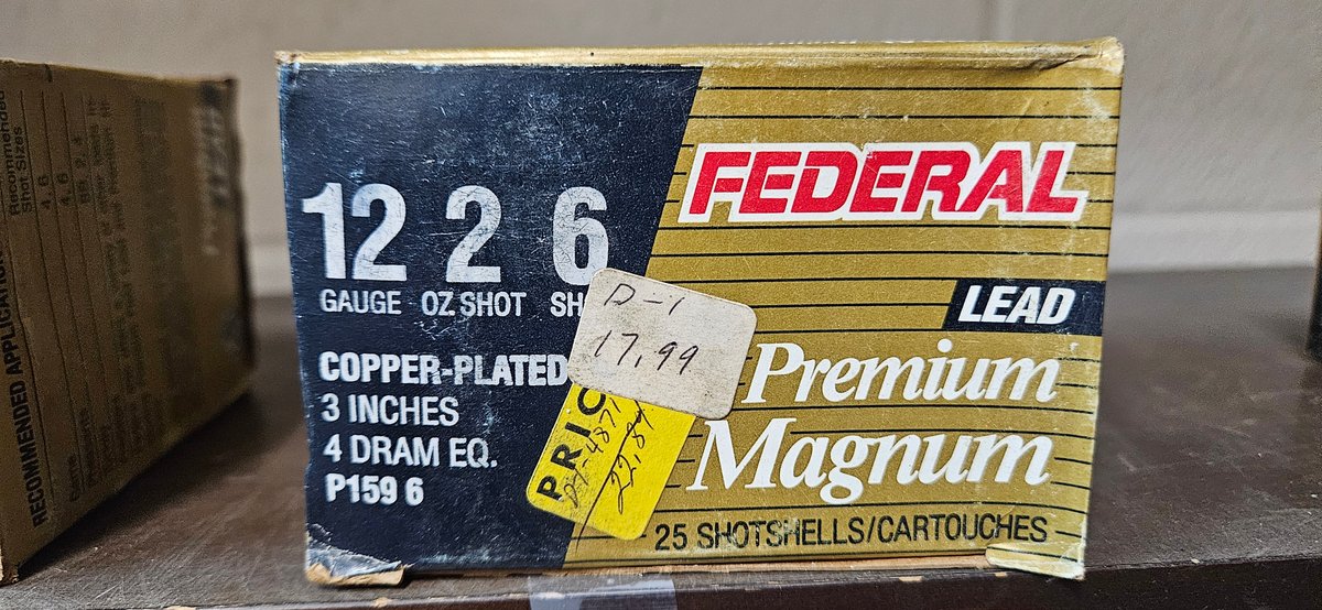 Federal Premium Magnum 12 Gauge Shotgun Ammunition Box