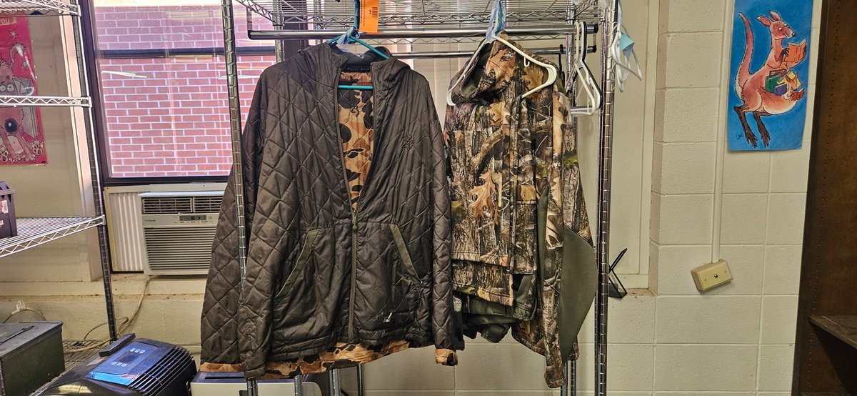 Men's Camouflage Hunting Jackets and Pants