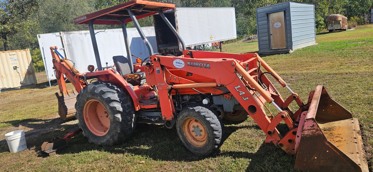Kubota L48 HST Tractor Loader Backhoe