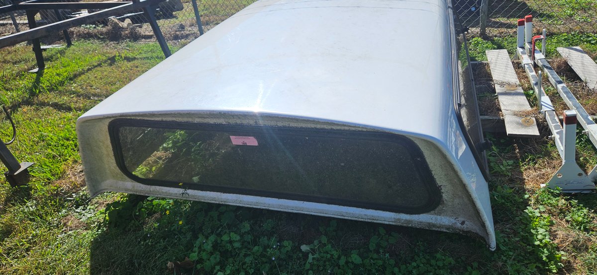 A.R.E. White Fiberglass Truck Camper Shell