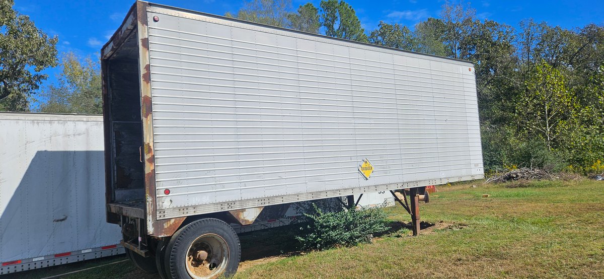 Pike Trailer Co. Single-Axle Dry Van Semi-Trailer