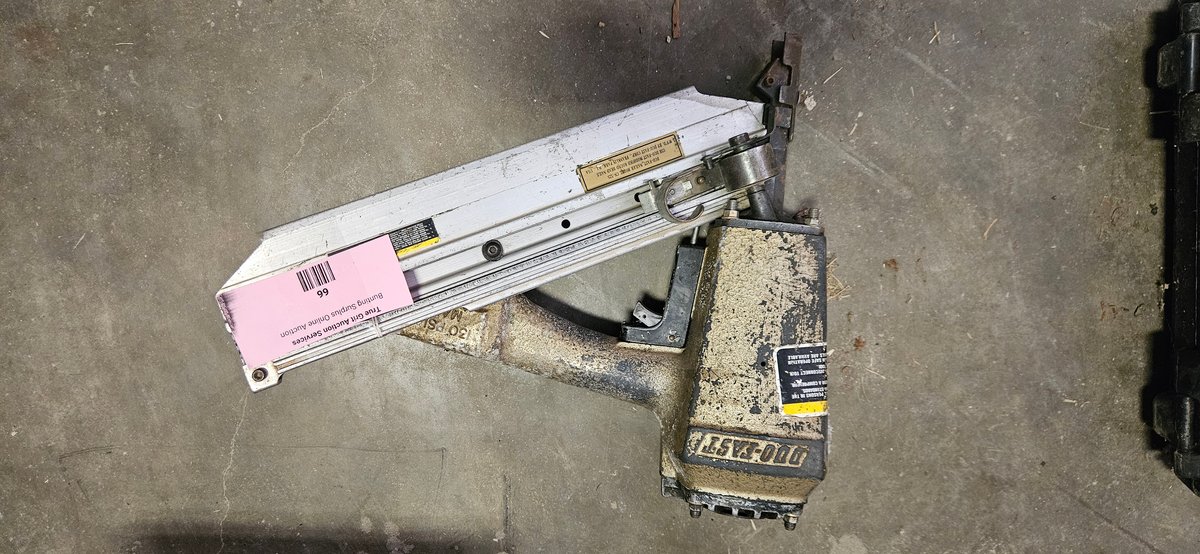 Duo-Fast CN-325 Pneumatic Strip Nailer