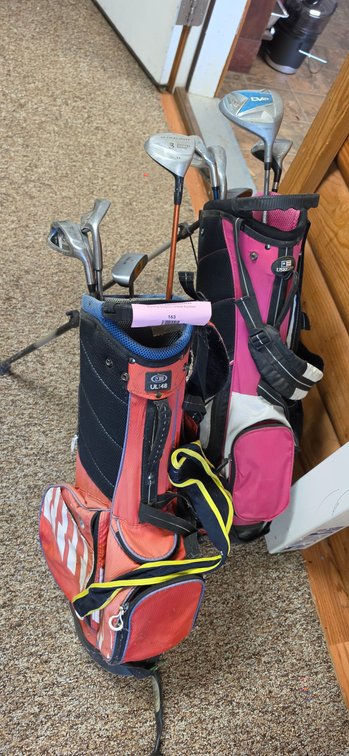 Junior Golf Stand Bags and Golf Clubs