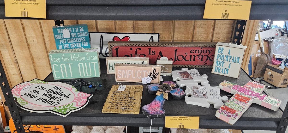 Decorative Plaques, Shelf Block Signs, and Photo Frames