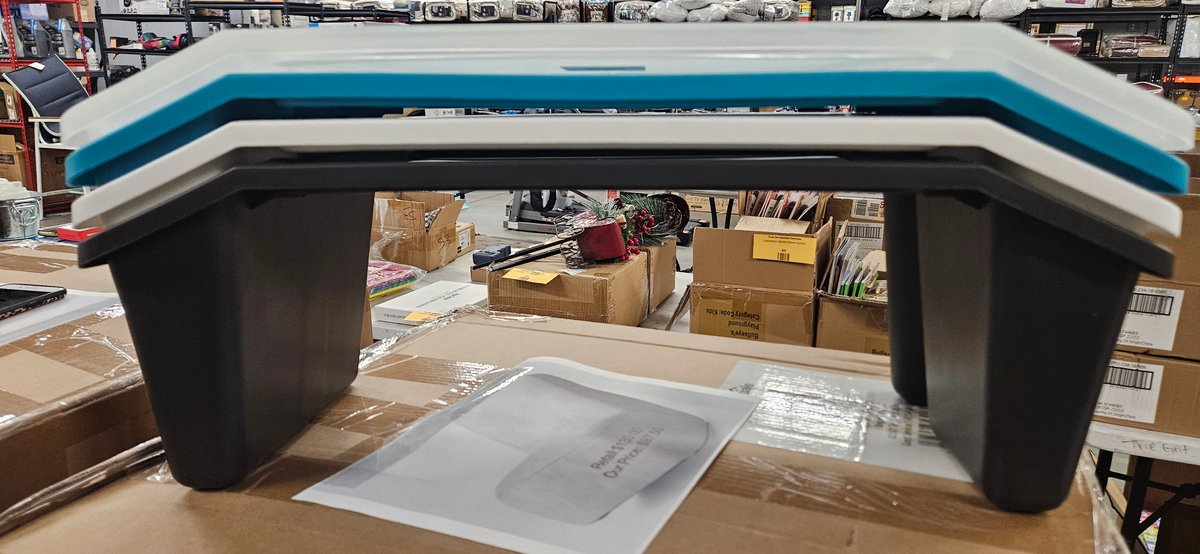 4 Molded Plastic Lap Desk Trays