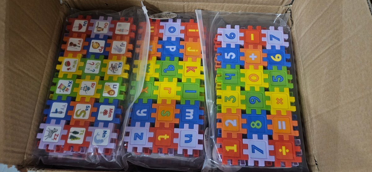 Plastic Interlocking Alphabet and Number Puzzle Blocks