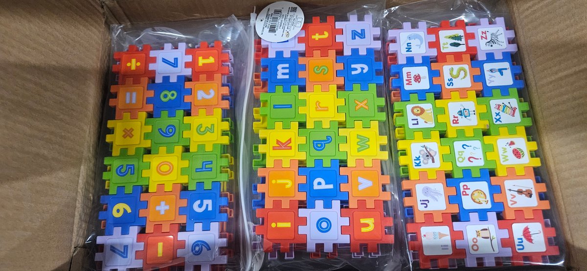 Bullseye's Playground 54-Count Puzzle Connector Sets