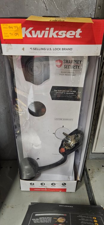 Kwikset Front Entry Handleset with SmartKey Security