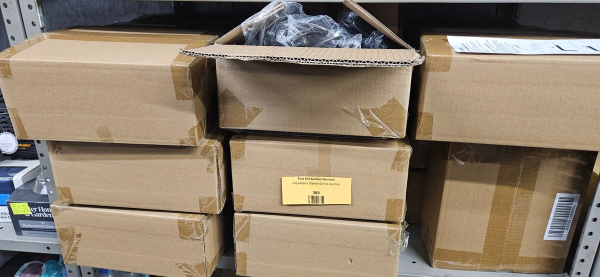 Peak 20 oz. Tumbler Handles and Straws, Eight Boxes