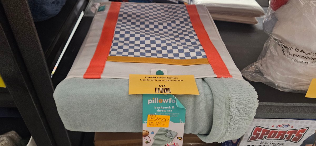 Pillowfort Backpack and Fleece Throw Blanket Set