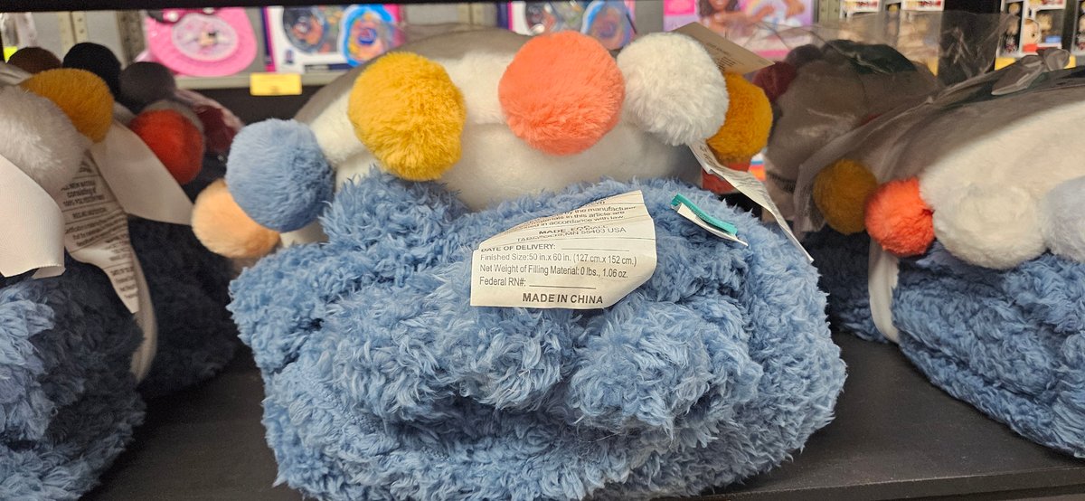 Pillowfort Plush Pom-Pom Fleece Throw Blanket