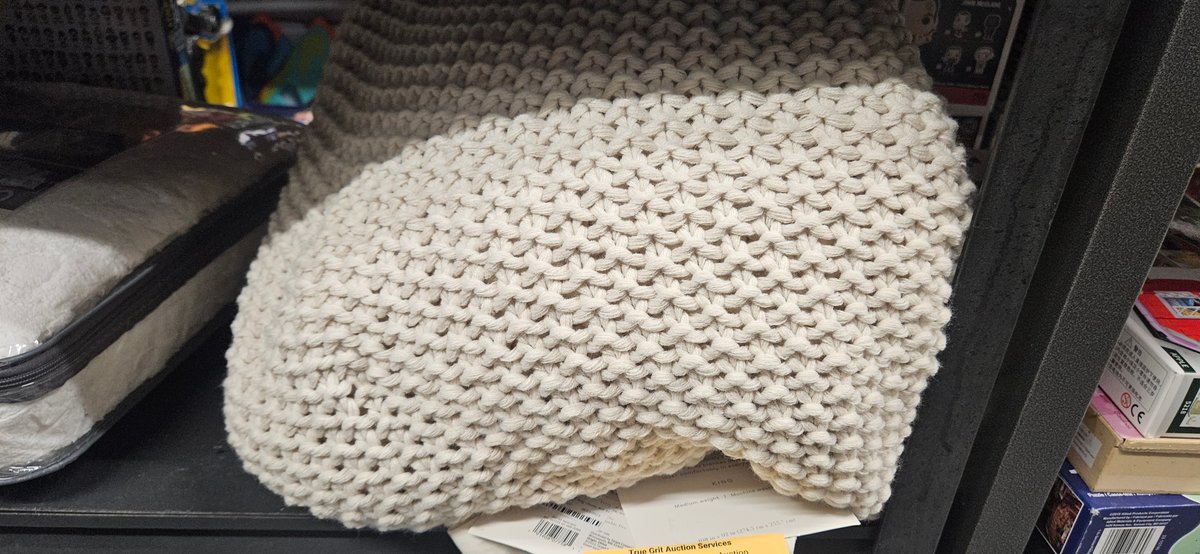 Casaluna King Chunky Knit Blanket in Cream
