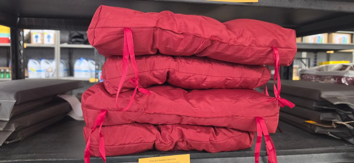 4 Red Fabric Tufted Chair Cushions with Ties