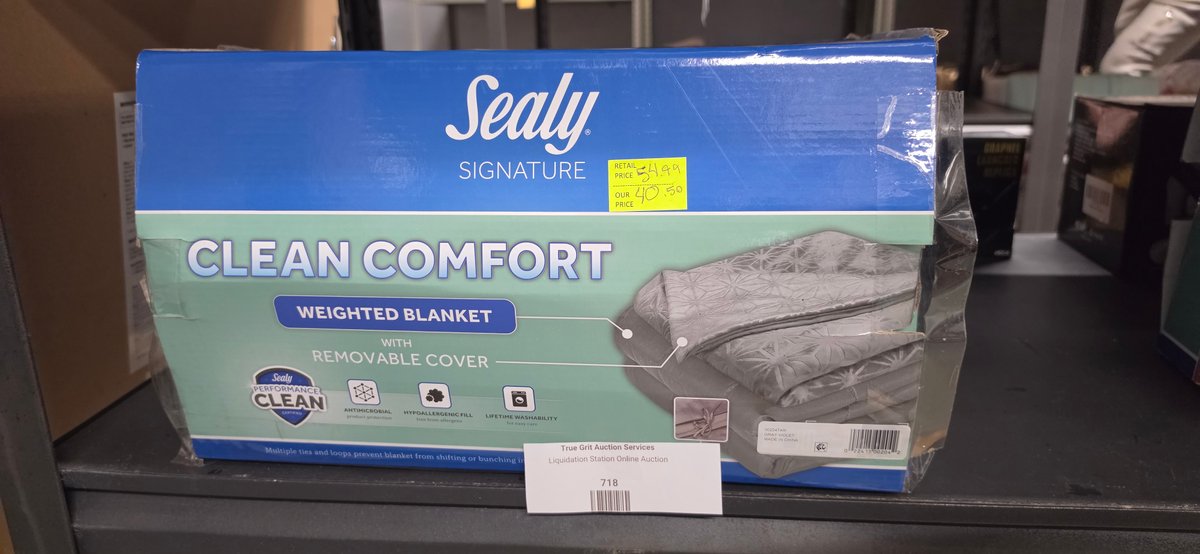 Sealy Signature Clean Comfort 20 lb Weighted Blanket