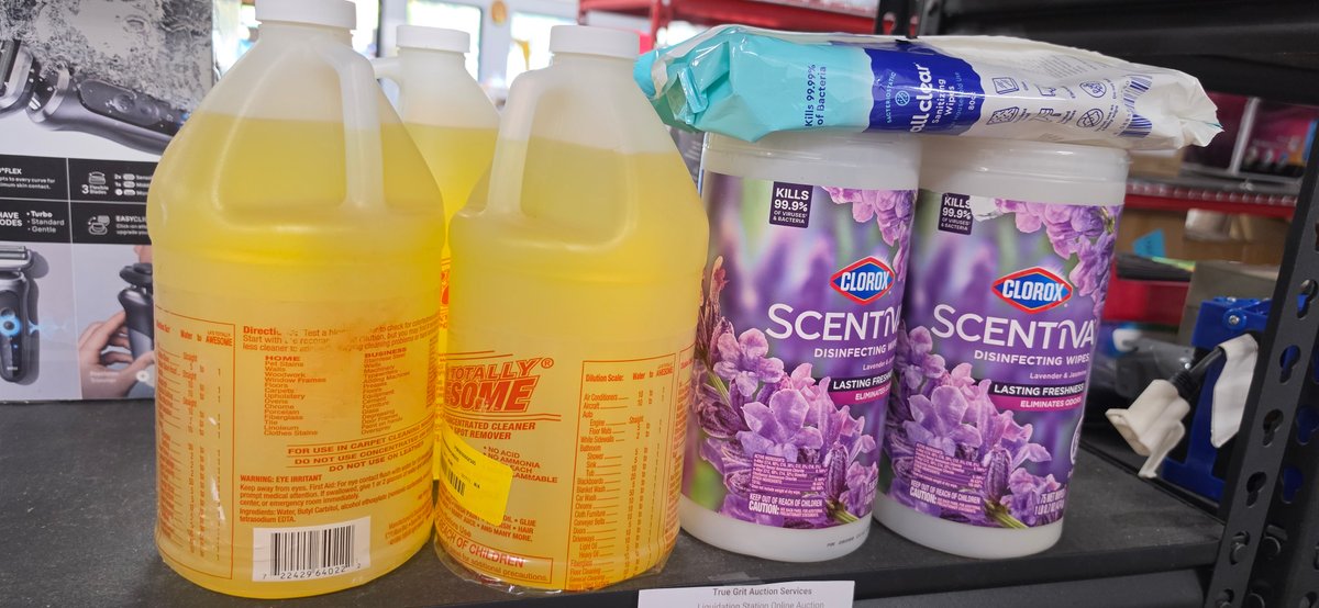 Concentrated Cleaner and Disinfecting Wipes