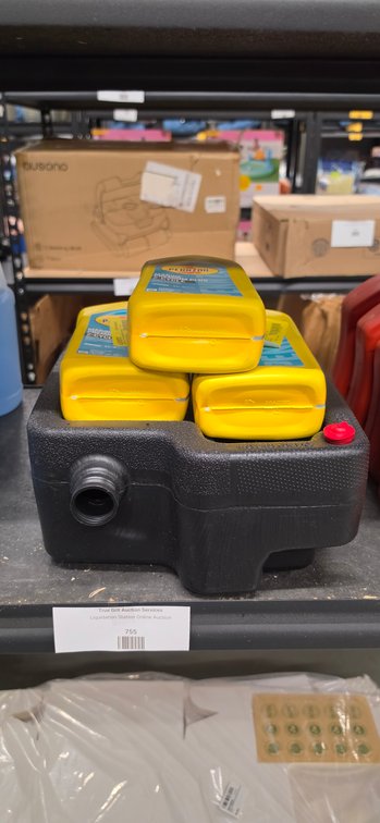 Marine 2-Cycle Engine Oil and 10-Quart Oil Drain Pan