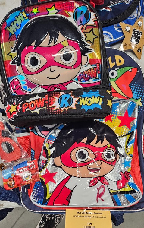 Ryan's World Red Titan Backpack and Lunchbox Set