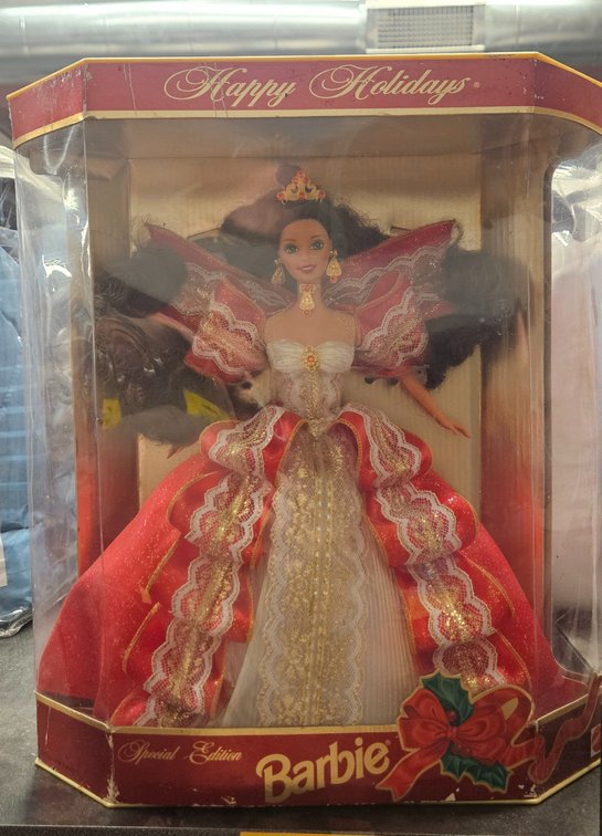 Mattel Barbie Happy Holidays Special Edition Doll