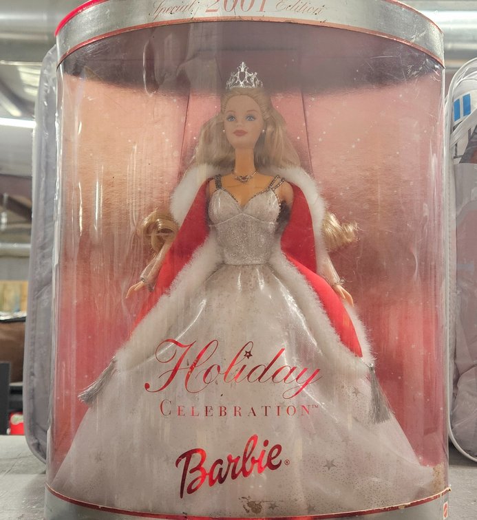 Mattel Barbie 2001 Holiday Celebration Doll