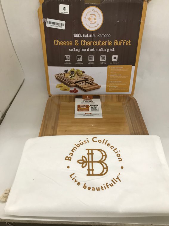 Nice Cheese & Charcuterie Buffet Board