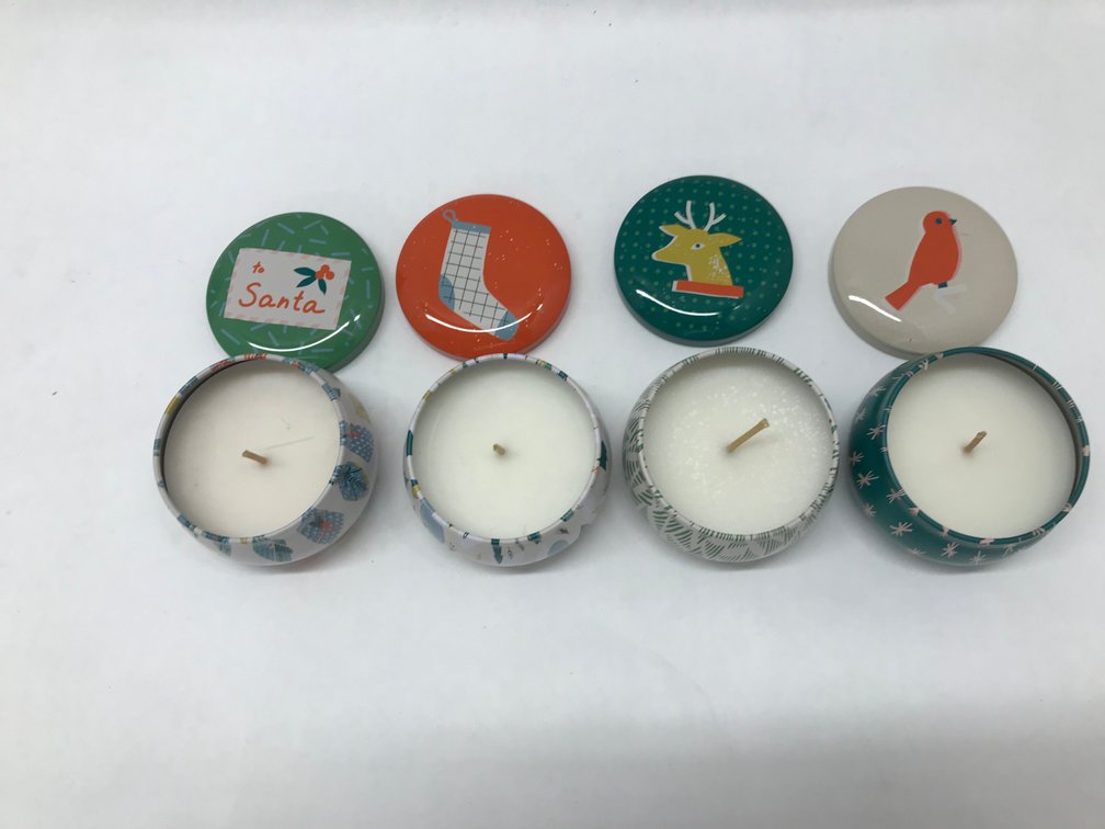 (8x)  4 pk 3.5 Oz. Christmas Candles