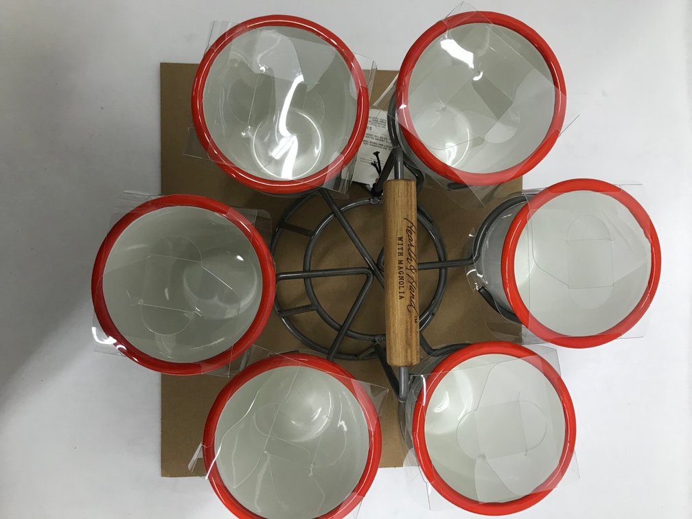 New Drink Caddy W/ Six 18 OZ. Cups