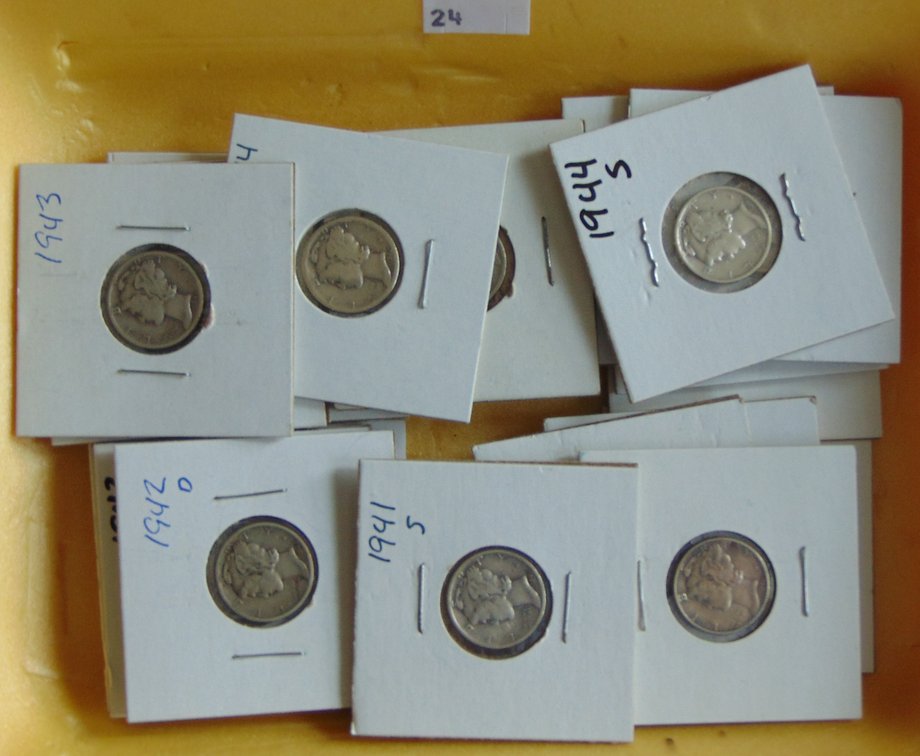 20 Mercury Dimes 1939-D to 1944-S.