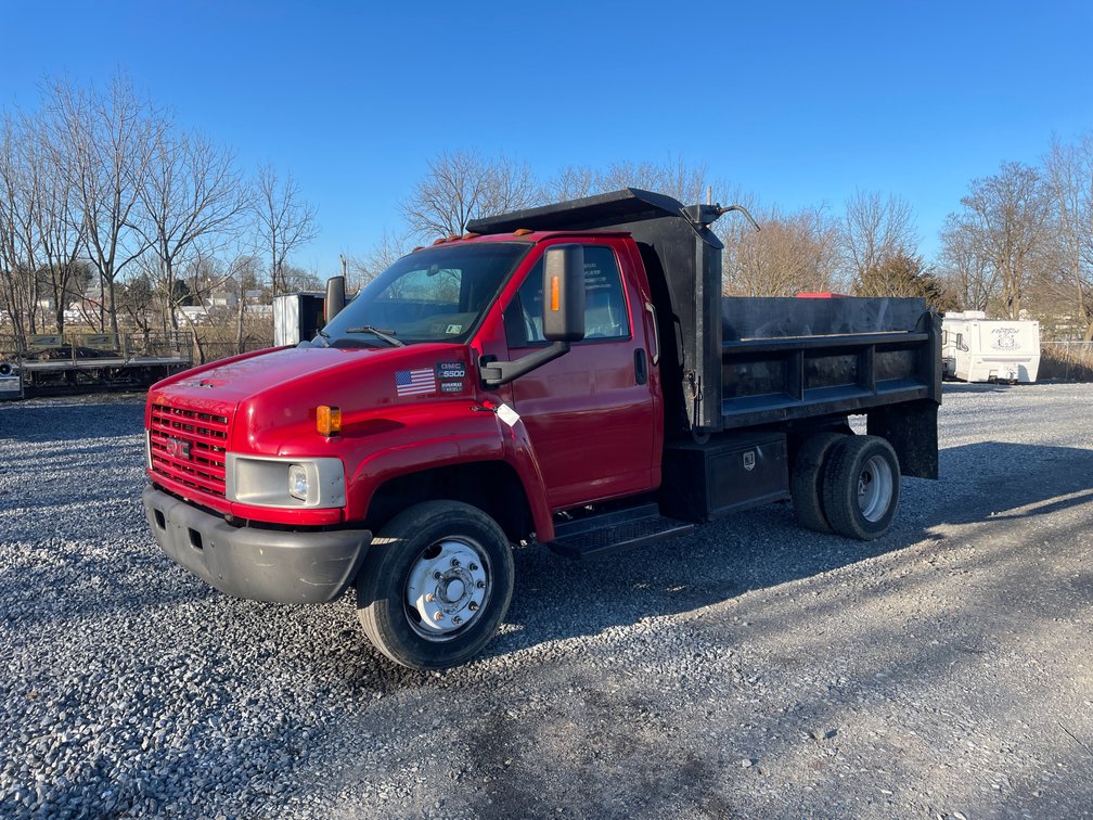 2004 GMC C5500 Diesel Dump Truck