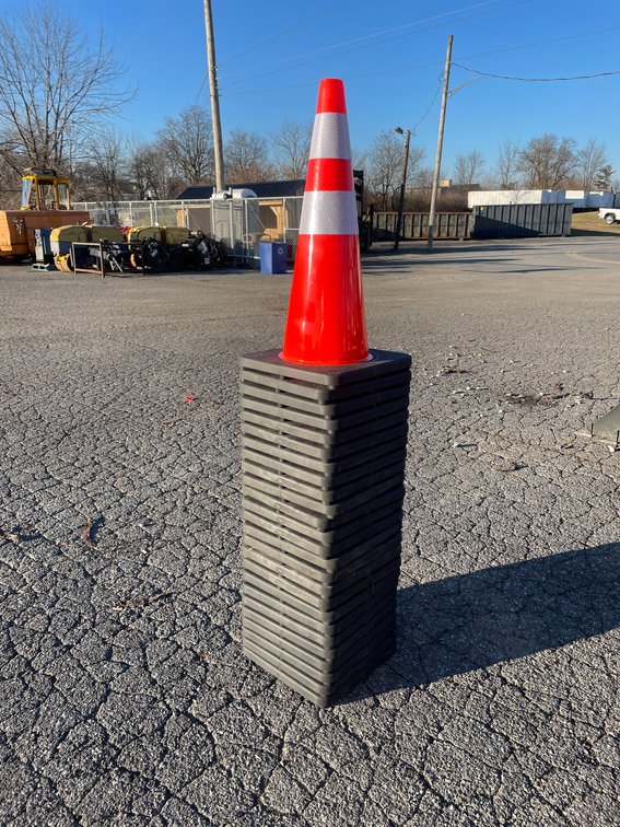 Skid Lot Of (25) New 28" PVC Traffic Cones