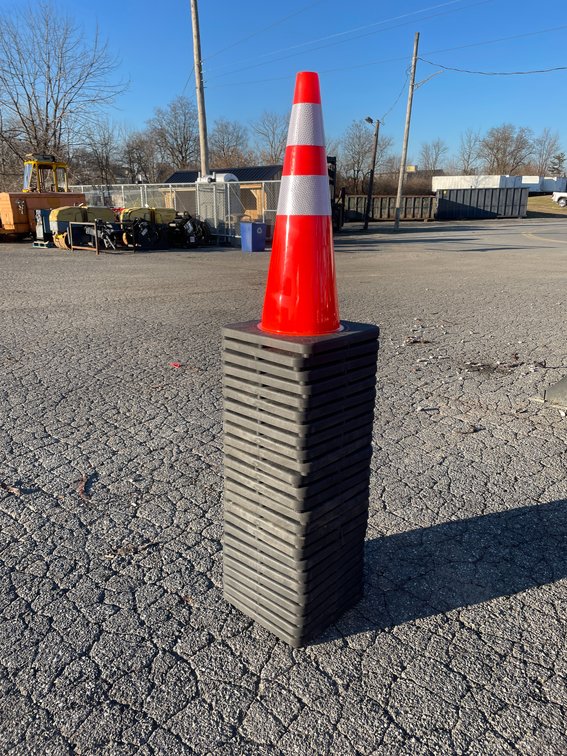 Skid Lot Of (25) New 28" PVC Traffic Cones