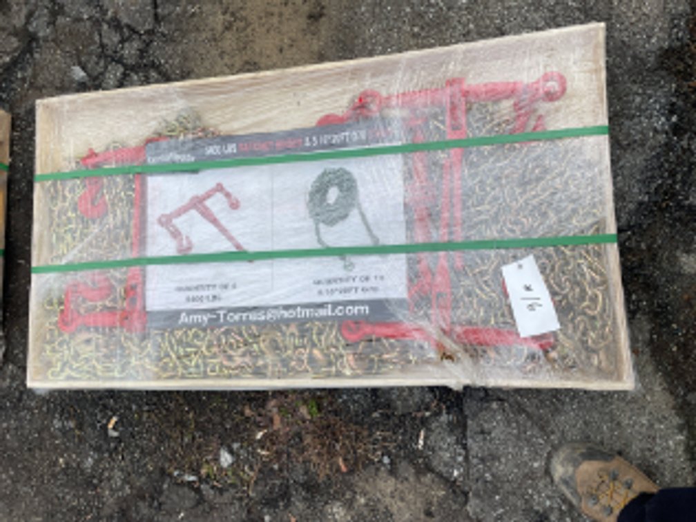 Skid Lot Of Binder & 3/8" Chain Lot