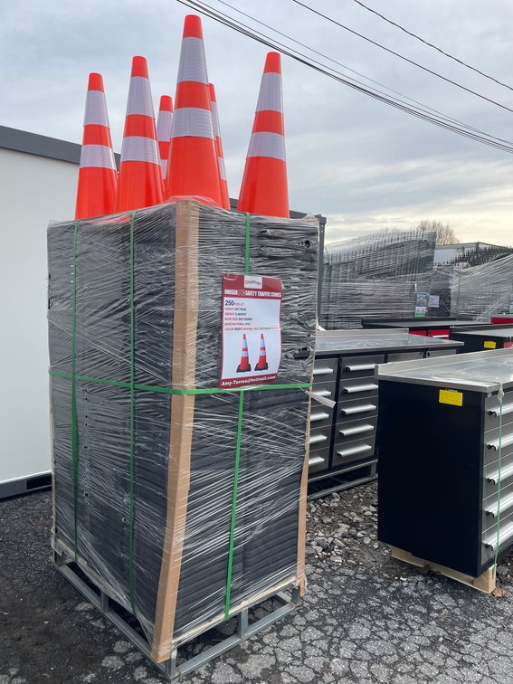 New Skd Lot Of 250 PCS 28" PVC Traffic Cones