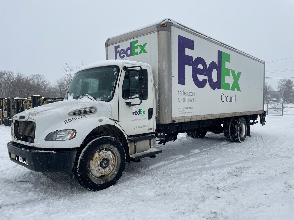 2006 Freightliner Diesel 26' Box Truck W/ LiftGate