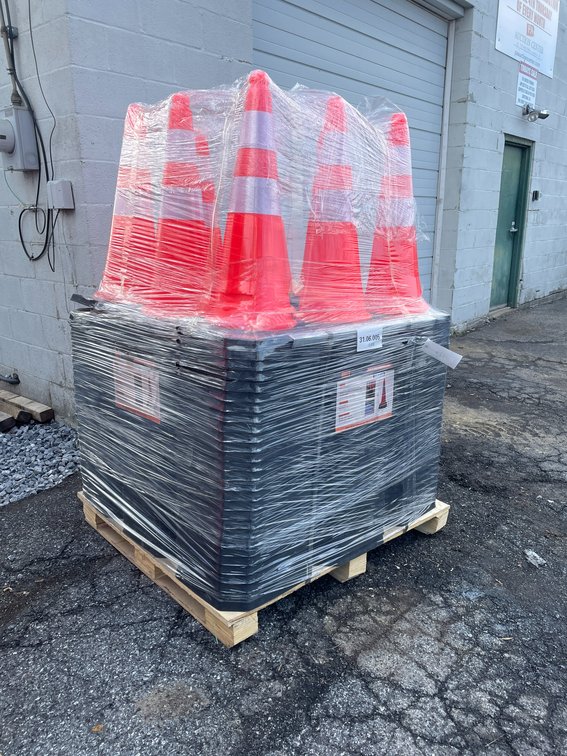 New Skid Lot (250) PCS AGT 29" Traffic Cones