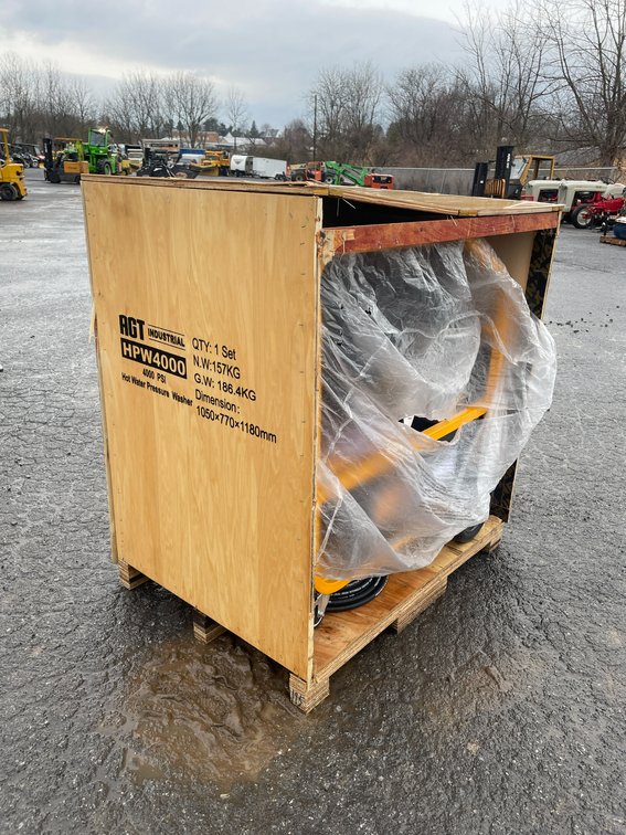 New AGT 4,000 PSI Hot Water Pressure Washer