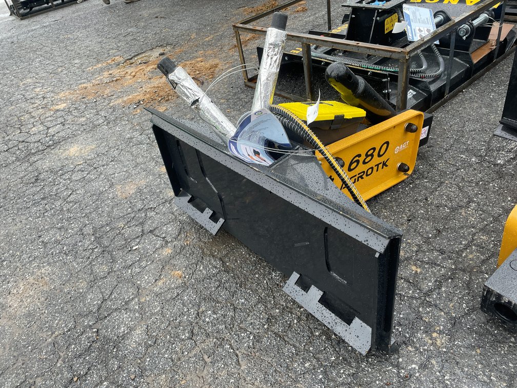 New AGT CSSHH680 Quick Attach Concrete Breaker