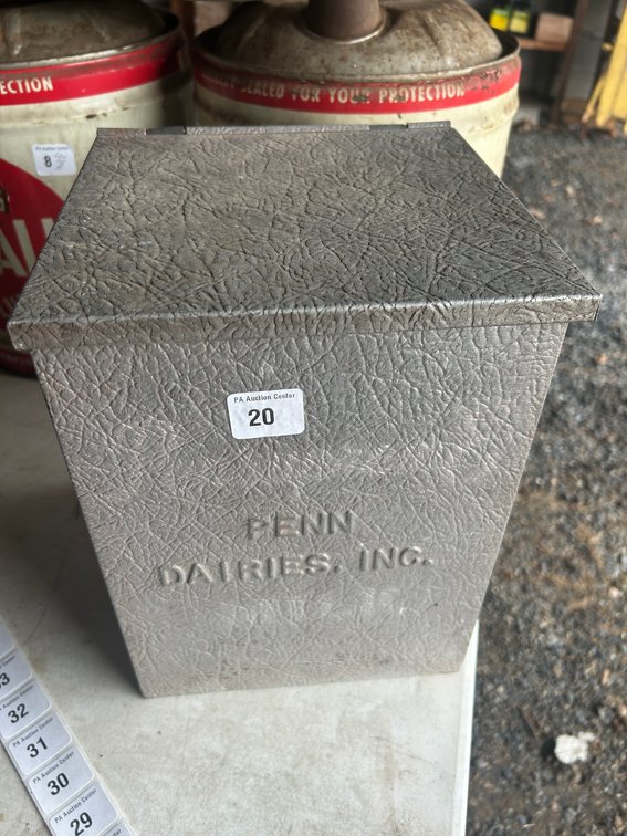 Penn Daires Inc. Milk Box