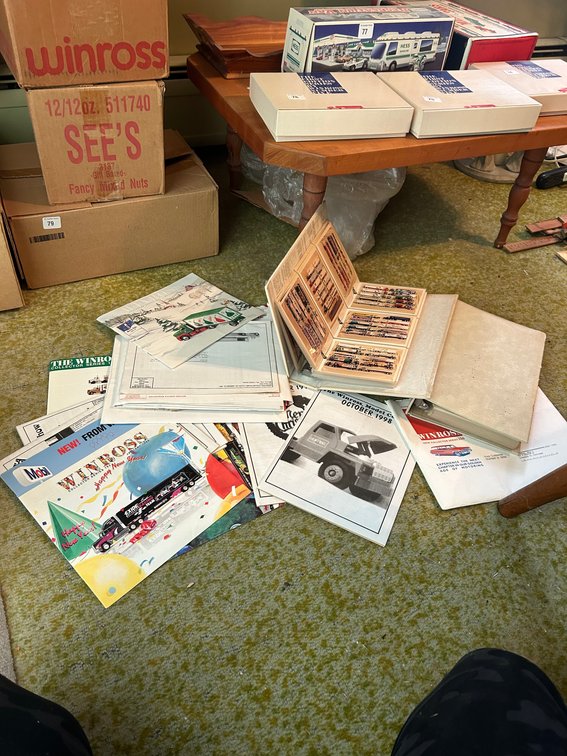 Winross Collector  Magazines and Photos
