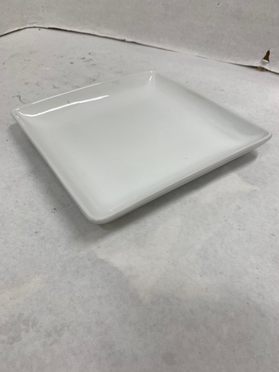 (12x Bid)Threshold 8" Square Coupe Plate