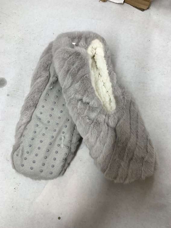 (24x Bid)Auden Faux Fur Slipper Socks-Small/Medium