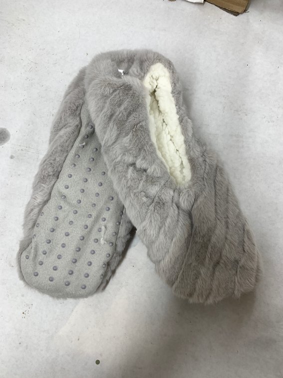 (48x Bid)Auden Faux Fur Slipper Socks-Small/Medium