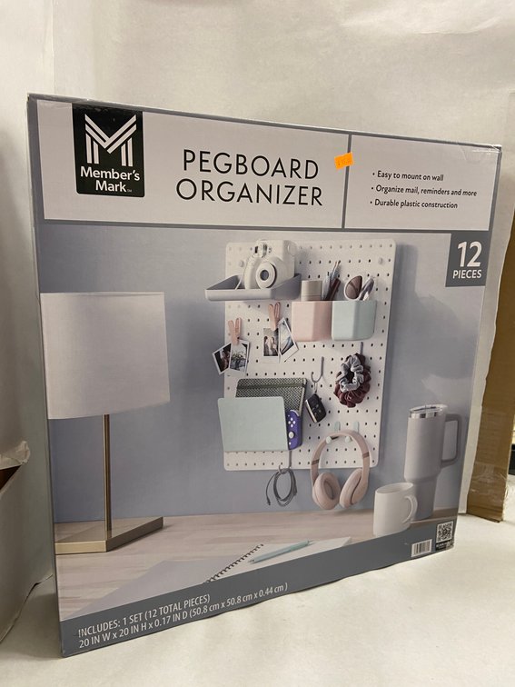 Members Mark 12pc Pegboard Organizer