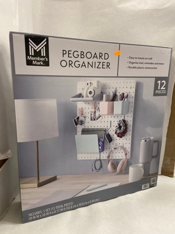 Members Mark 12pc Pegboard Organizer