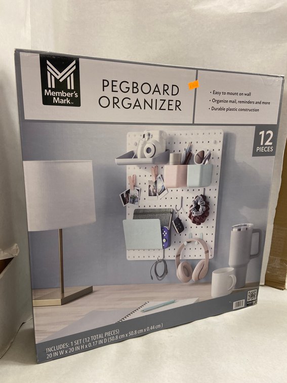 Members Mark 12pc Pegboard Organizer